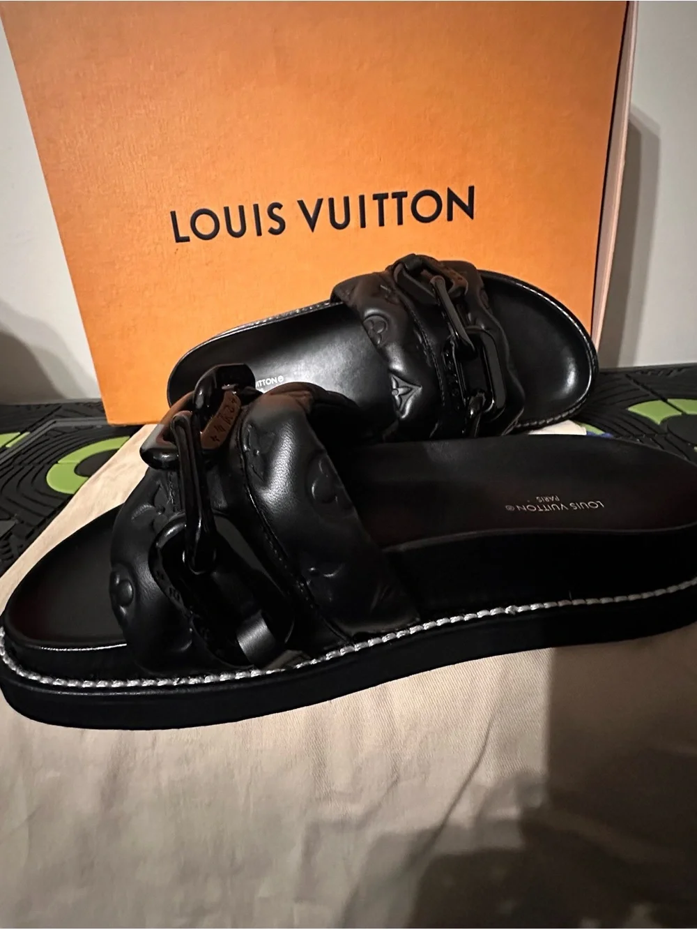 Louis Vuitton Black Men's Leather Chain-Detail Slide Sandals